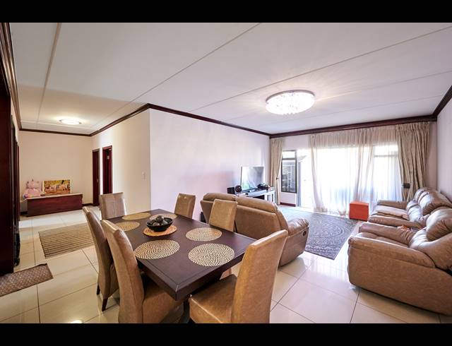 3 BEDROOM APARTMENT SOLD IN SUMMERSET